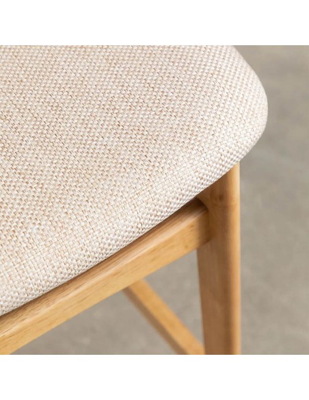 Taburete Ambrosio madera natural detalle