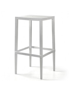 Mesa Cecilia en polipropileno